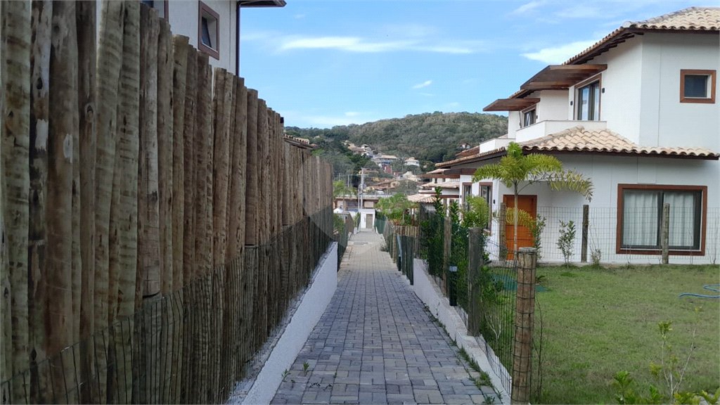 Casa à venda com 4 quartos, sendo 2 suítes, em Manguinhos, Armação dos Búzios, RJ