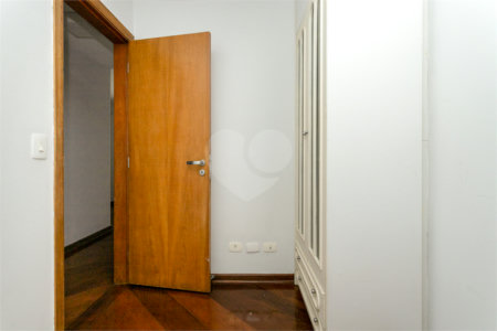 Apartamento à venda com 4 quartos, sendo 3 suítes, em Perdizes, São Paulo, SP