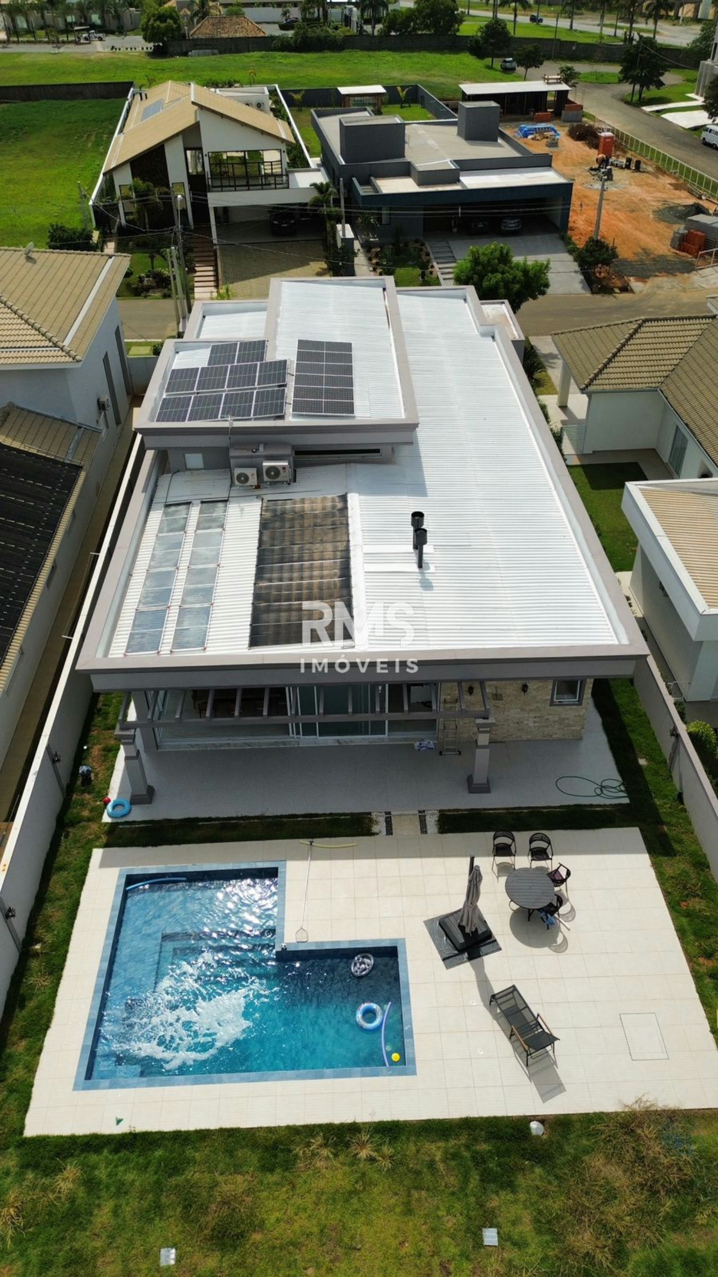 Casa à venda ou para alugar com 4 suítes no condomínio Parque Xapada Ytu, Itu - SP