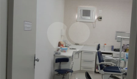 Sobrado à venda com 3 quartos em Santana, São Paulo, SP