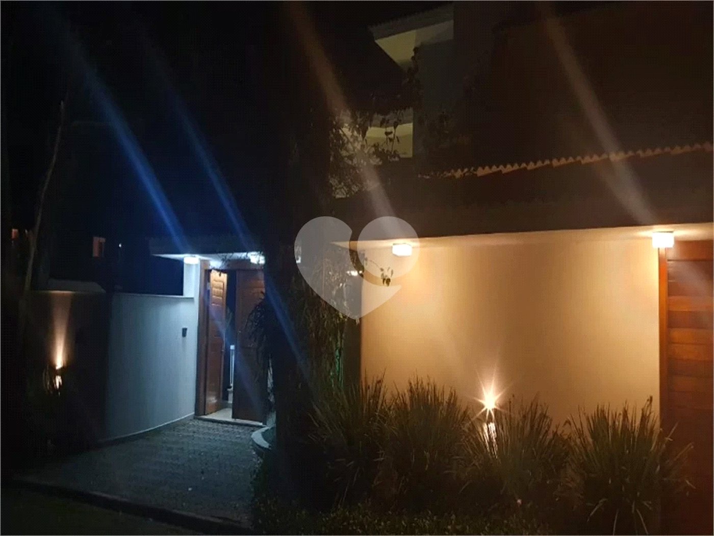 Casa à venda com 3 suítes no condomínio Parque Imperial da Cantareira, Mairiporã - SP