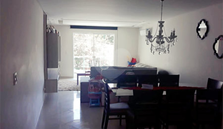 Casa à venda com 3 suítes em Imirim, São Paulo, SP