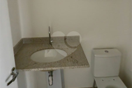 Apartamento à venda com 2 quartos, sendo 1 suíte, em Alto da Boa Vista, São Paulo, SP