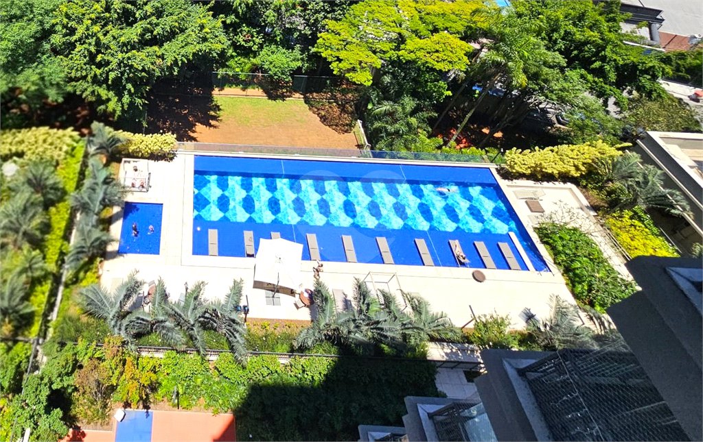 Apartamento à venda com 3 quartos, sendo 1 suíte, em Chácara Santo Antônio, São Paulo, SP