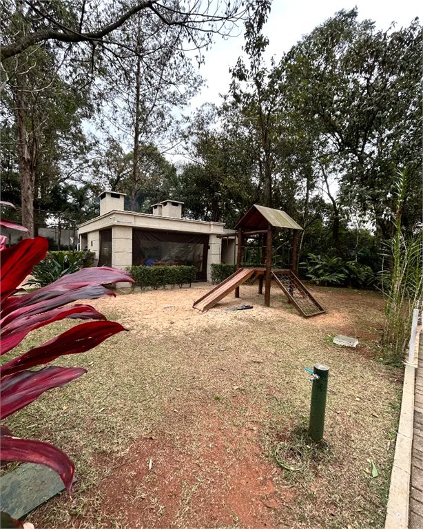 Apartamento à venda com 3 quartos, sendo 1 suíte,  em Vila Andrade, São Paulo, SP