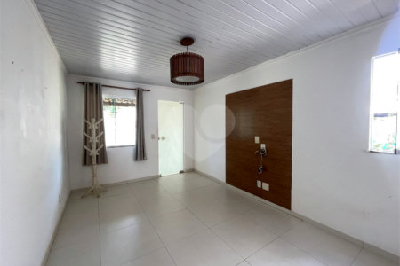 Casa à venda com 2 quartos em Maria Joaquina (tamoios), Cabo Frio, RJ