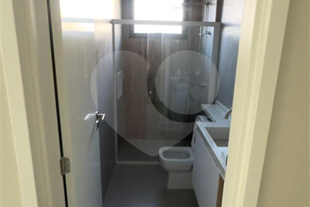 Casa à venda com 3 suítes no condomínio Vale das Águas, Bragança Paulista - SP