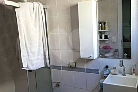 Casa Térrea à venda com 3 quartos, sendo 1 suíte, em Santana, São Paulo, SP