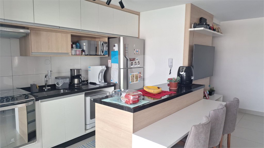 Apartamento à venda com 2 suítes em Vila Scarpelli, Santo André, SP