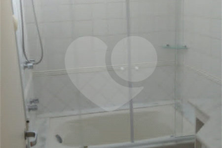 Casa à venda com 4 quartos, sendo 2 suítes, no condomínio Vila D'amalfi, Sorocaba - SP