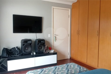 Casa à venda com 4 quartos, sendo 2 suítes, no condomínio Canamari, São Paulo - SP