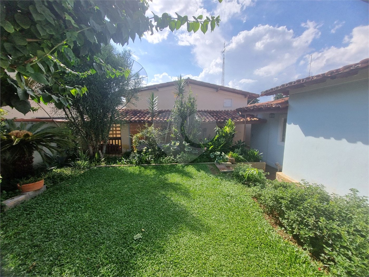 Casa à venda com 3 quartos no Centro, Vinhedo, SP
