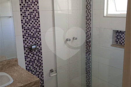 Casa à venda com 3 quartos, sendo 2 suítes, no condomínio Granja Olga II, Sorocaba - SP