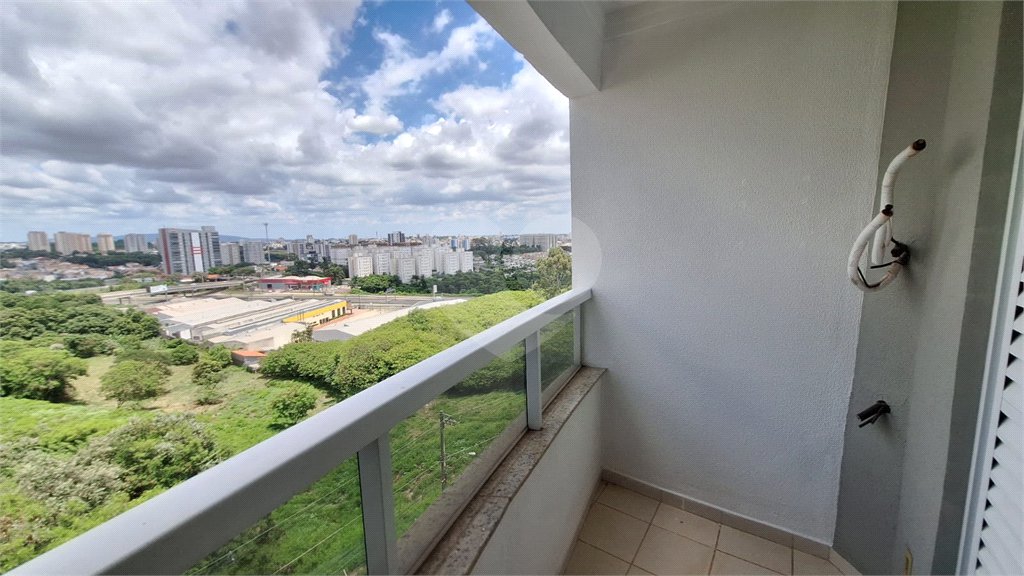 Apartamento à venda com 3 quartos, sendo 1 suíte,  em Parque Campolim, Sorocaba, SP