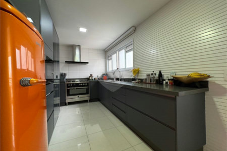 Apartamento à venda ou para alugar com 4 suítes em Santa Teresinha, São Paulo, SP