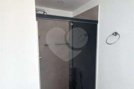 Apartamento à venda com 3 quartos, sendo 1 suíte, em Vila Andrade, São Paulo, SP