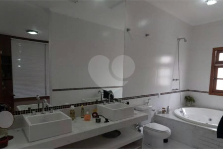 Sobrado à venda com 2 quartos, sendo 1 suíte,  em Santana, São Paulo, SP