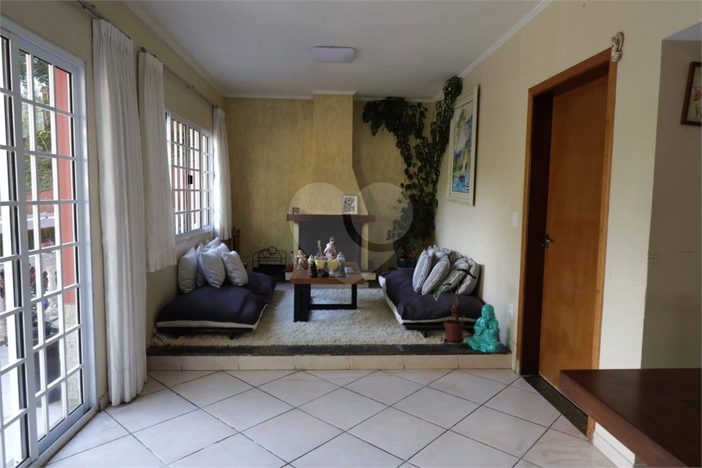 Casa à venda com 3 suítes no condomínio Parque Imperial da Cantareira, Mairiporã - SP