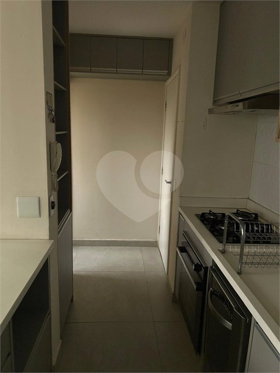Apartamento à venda com 2 quartos, sendo 1 suíte,  em Paraíso do Morumbi, São Paulo, SP
