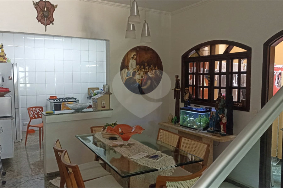 Casa à venda com 4 quartos, sendo 1 suíte, em Vila Guilherme, São Paulo, SP