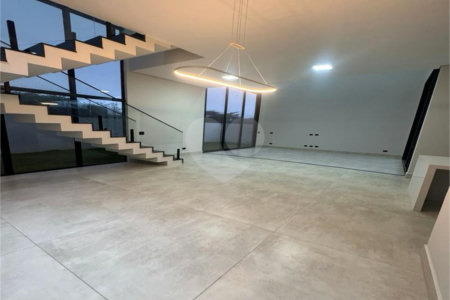 Casa à venda com 4 quartos, sendo 3 suítes,  no condomínio Alphaville Castelo, Itu - SP