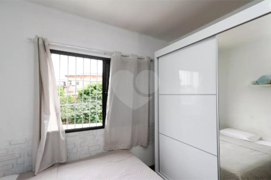 Casa à venda com 4 quartos, sendo 1 suíte, em Parque Edu Chaves, São Paulo, SP