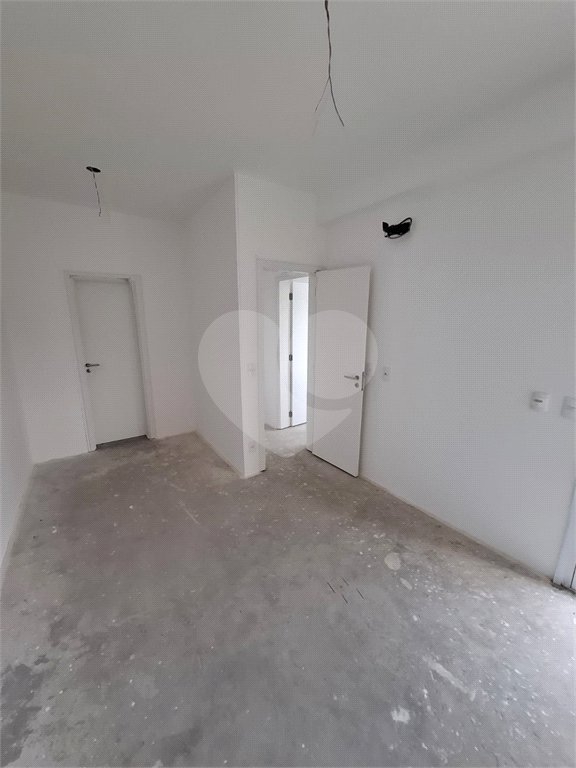 Apartamento à venda com 2 suítes em Vila Homero, Indaiatuba, SP