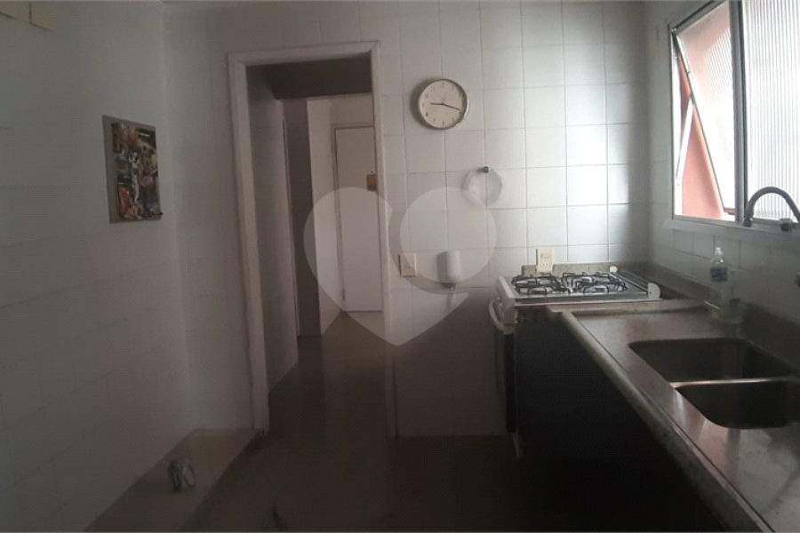 Apartamento à venda com 3 quartos, sendo 1 suíte, em Pinheiros, São Paulo, SP