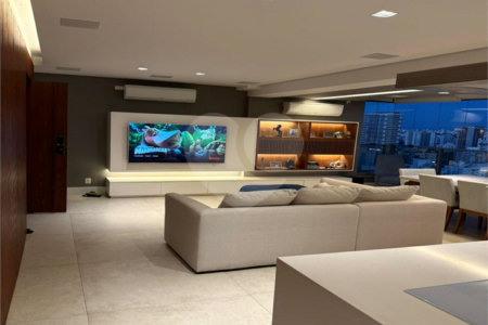 Apartamento à venda com 2 suítes em Cidade Monções, São Paulo, SP