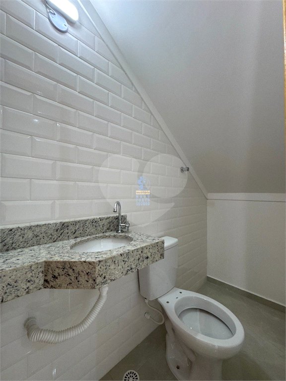 Sobrado à venda com 3 quartos, sendo 1 suíte, em Parada Inglesa, São Paulo, SP