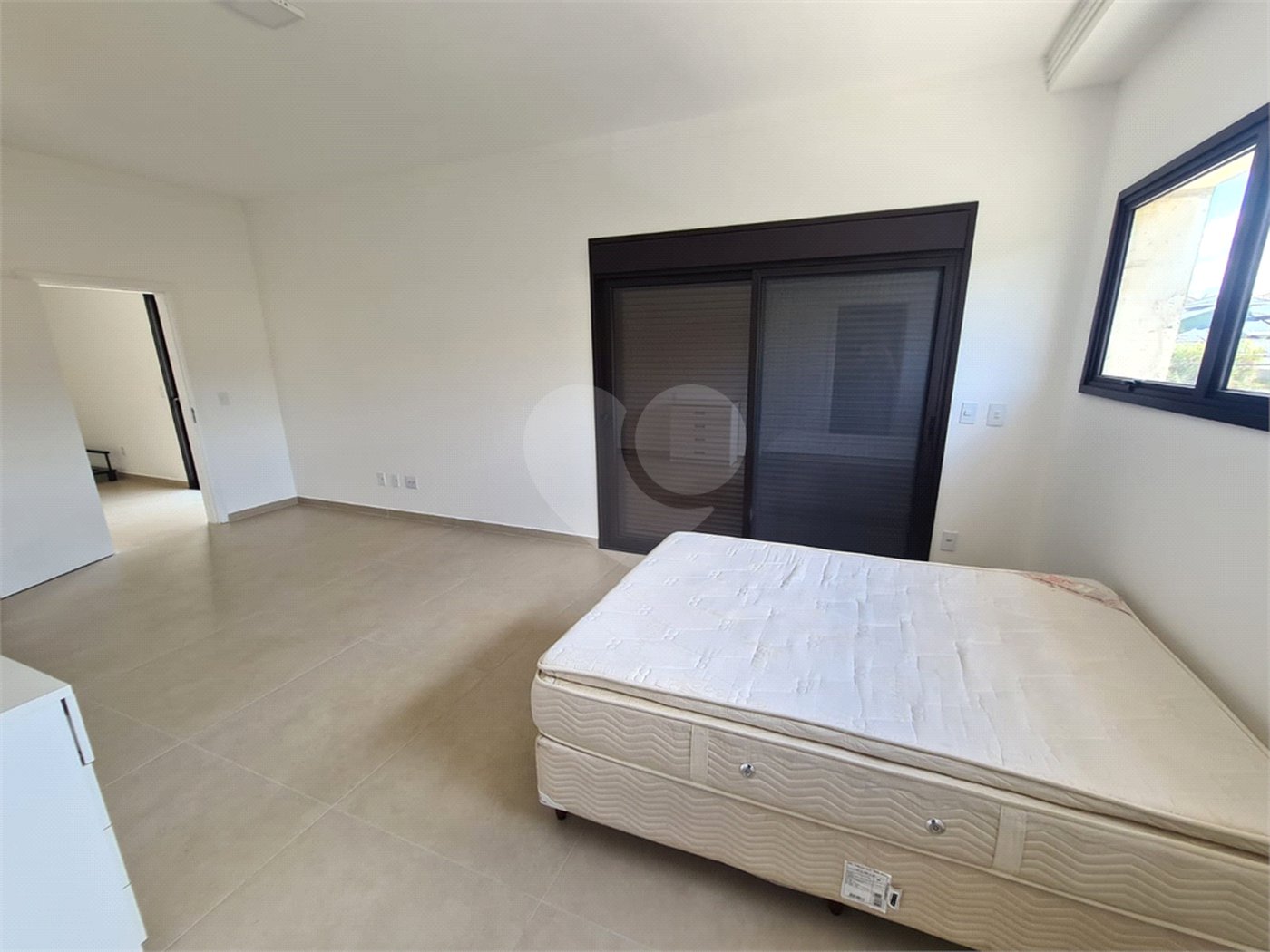 Casa à venda com 4 suítes no condomínio Alpes de Vinhedo, Vinhedo - SP