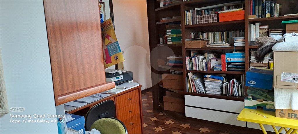 Casa à venda com 5 quartos, sendo 4 suítes,  em Jardim Armênia, Mogi das Cruzes, SP
