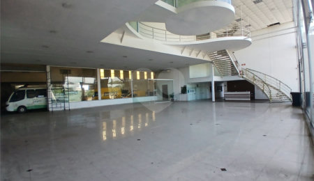 Galpão para alugar em Remédios, Osasco, SP