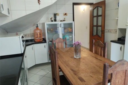 Sobrado à venda com 3 quartos, sendo 1 suíte, em Santo Amaro, São Paulo, SP