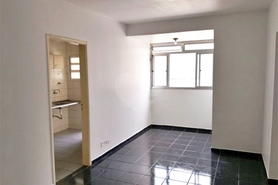 Apartamento à venda com 2 quartos em Bom Retiro, São Paulo, SP
