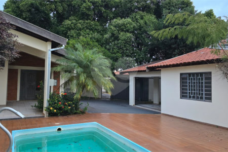 Casa à venda ou para alugar com 4 quartos, sendo 2 suítes, em Jardim Morumbi, Araraquara, SP