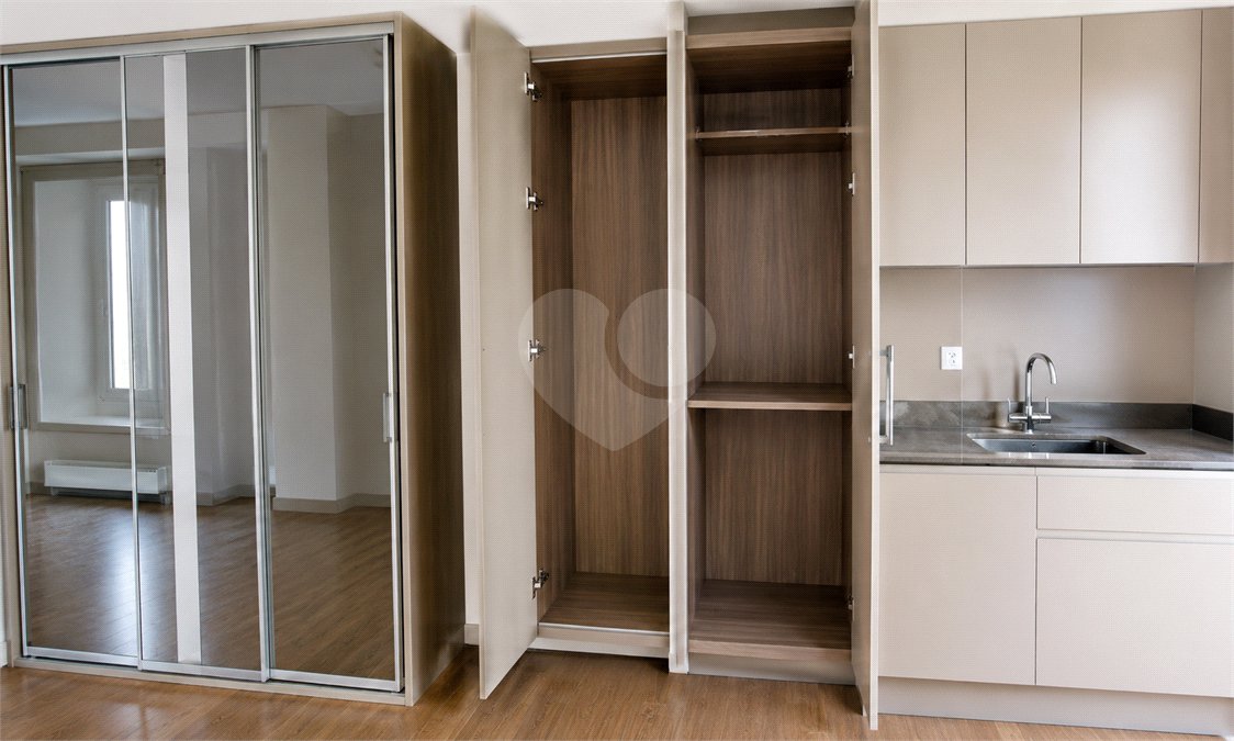 Apartamento à venda com 3 suítes em Sumarezinho, São Paulo, SP