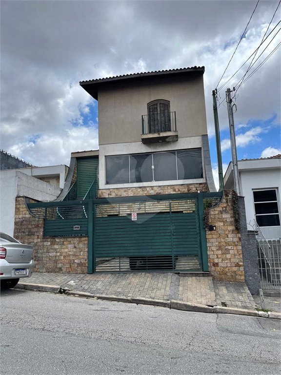 Sobrado à venda com 3 quartos, sendo 1 suíte, em Vila Gustavo, São Paulo, SP