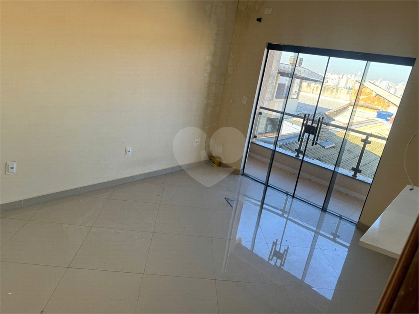 Casa à venda com 4 quartos, sendo 1 suíte, em Vila Santana, Sorocaba, SP