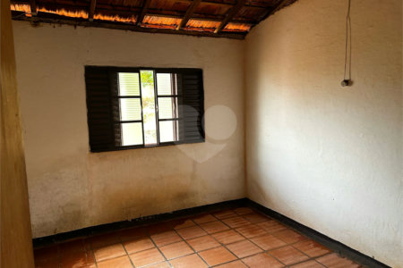 Chácara à venda com 3 quartos em Vila Mazzei, Itapetininga, SP