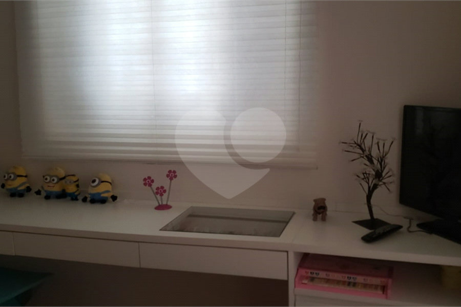 Casa à venda com 4 suítes em Pirucaia, Mairiporã, SP