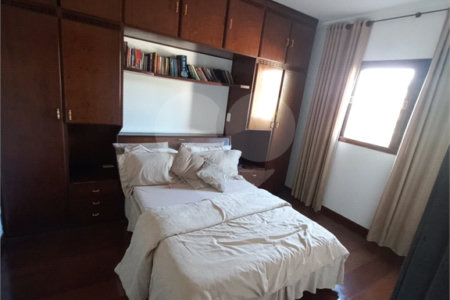 Casa à venda com 4 suítes no condomínio Aruã, Mogi das Cruzes - SP