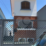 Sobrado à venda com 2 quartos em Chora Menino, São Paulo, SP
