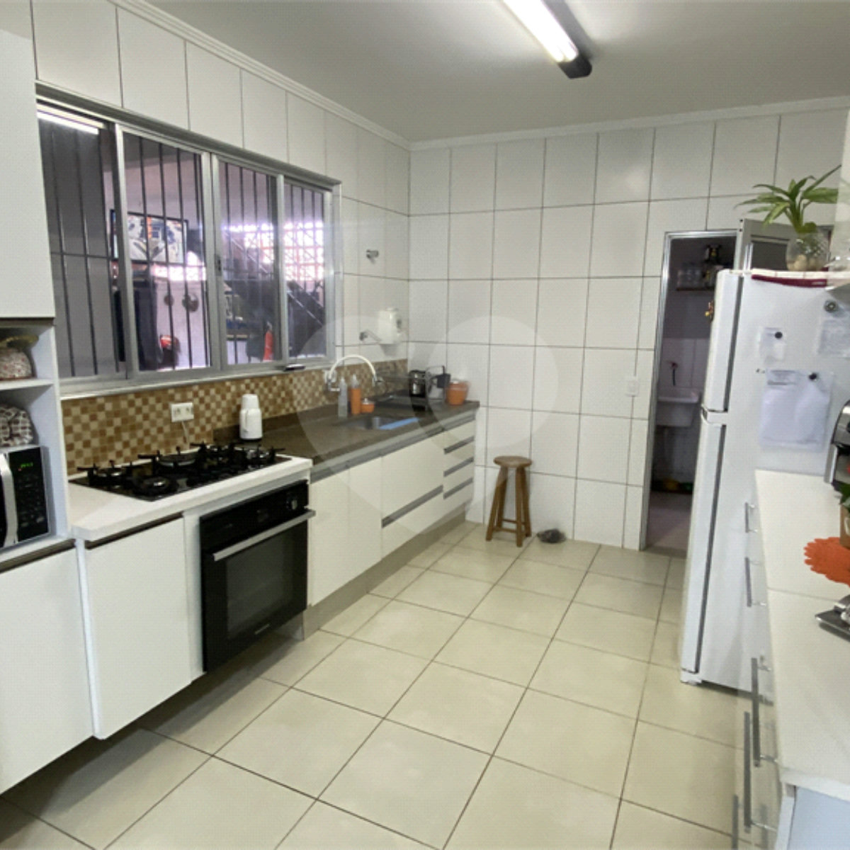 Casa Térrea à venda com 4 quartos, sendo 1 suíte, em Campo Grande, São Paulo, SP