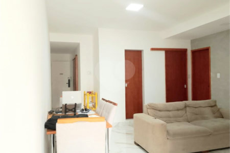 Apartamento à venda com 3 quartos, sendo 1 suíte, em Copacabana, Rio de Janeiro, RJ
