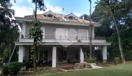 Casa à venda ou para alugar com 4 suítes no condomínio Chácara Flora, São Paulo - SP