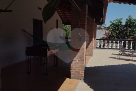 Casa à venda com 3 quartos, sendo 1 suíte, no condomínio Acmti - Colinas do Mosteiro, Terras de Itaici e Recanto dos Pássaros, Indaiatuba - SP