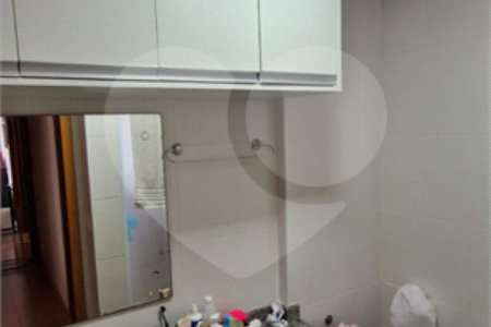 Apartamento à venda com 3 quartos, sendo 1 suíte, em Jardim das Indústrias, São José dos Campos, SP
