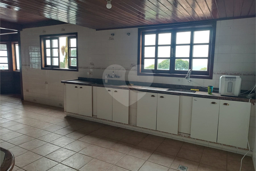 Sobrado para alugar com 3 quartos, sendo 1 suíte, em Roseira, Mairiporã, SP