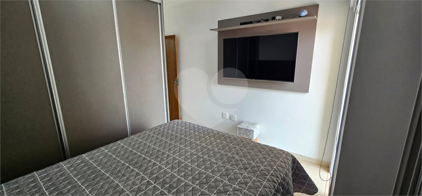 Triplex à venda com 2 quartos, sendo 1 suíte, em Vila Metalúrgica, Santo André, SP